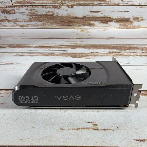 EVGA GeForce GT 640 2GB GDDR3 Graphics Card 02G-P4-2643-KR Pre-owned - Picture 4 of 5